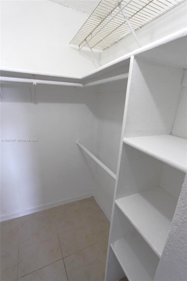 Building Photo - 4550 NW 9th St