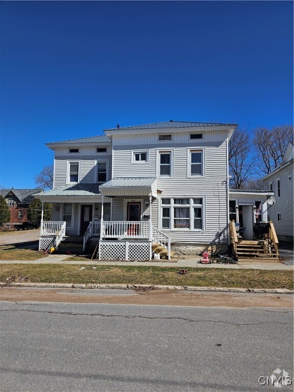 Building Photo - 128 N James St