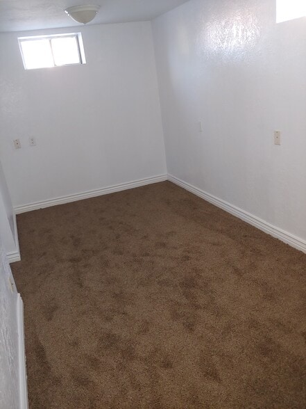 Building Photo - 3525 Royal Scott Dr