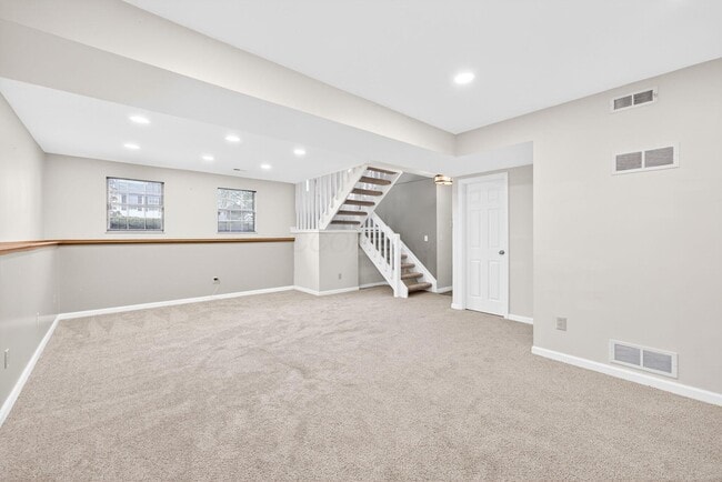 Building Photo - 5289 Frisco Dr