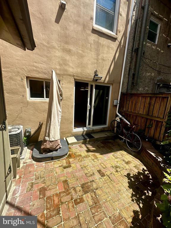 Building Photo - 1740 Rodman St