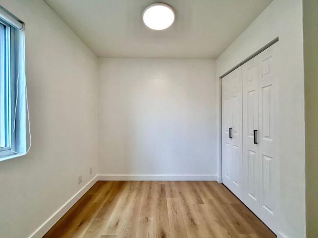 Building Photo - 3018 S 1st St