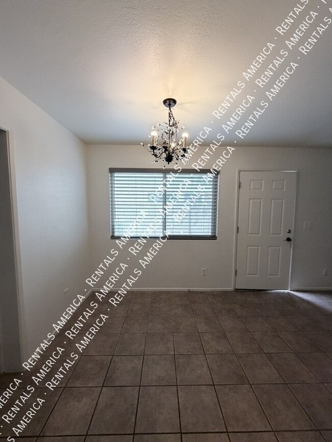 Building Photo - 1254 N 85th Pl