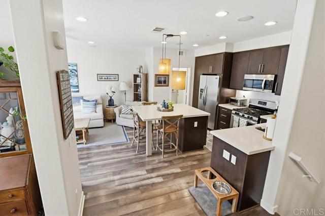 Building Photo - 2182 Cosmo Way