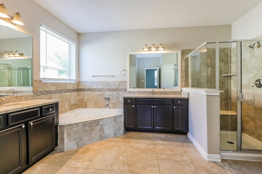 Building Photo - 9850 Red Iron Creek