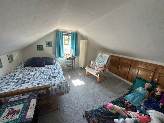 Building Photo - 12 Pearl St