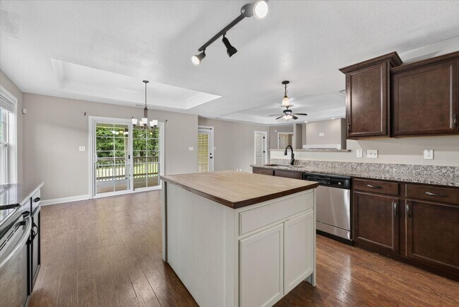 Building Photo - 2228 Killington Dr