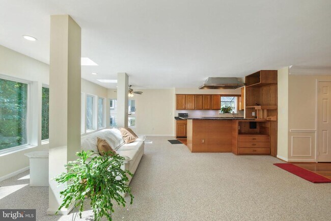 Building Photo - 14401 Rich Branch Dr