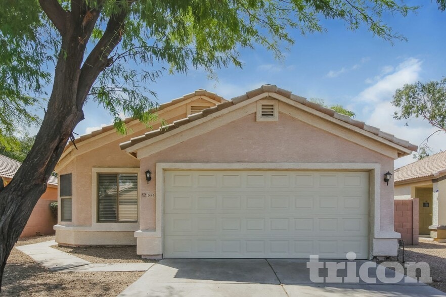 Primary Photo - 11445 W Cambridge Ave