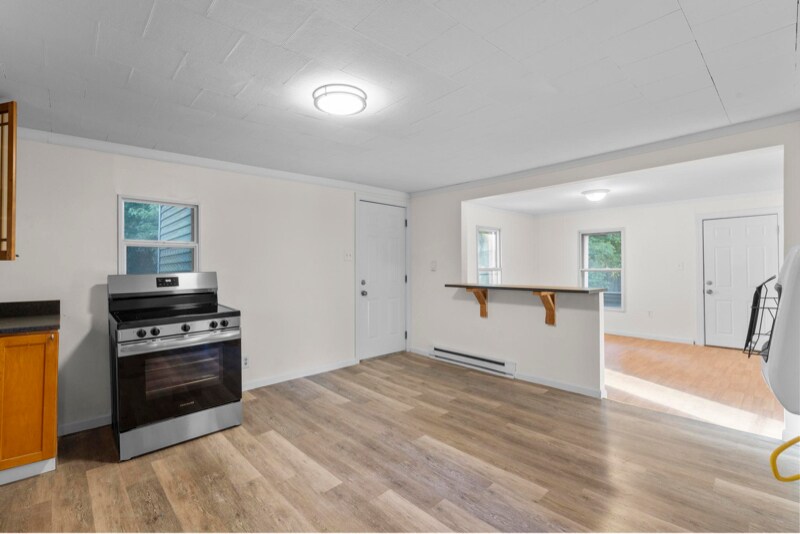 Building Photo - 59 Hill St