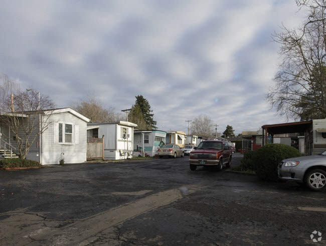 Primary Photo - Cascade Mobile Villa