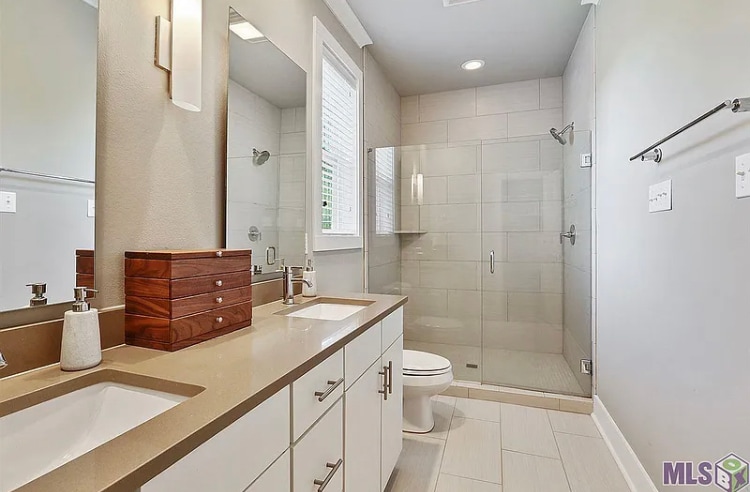 Bathroom 1 - 7244 Kodiak Dr