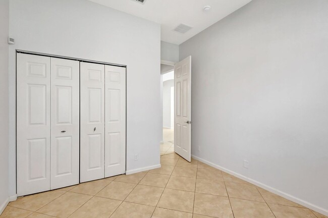 Building Photo - 154 NW Swann Mill Cir