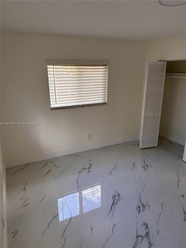 Building Photo - 6591 SW 46th St