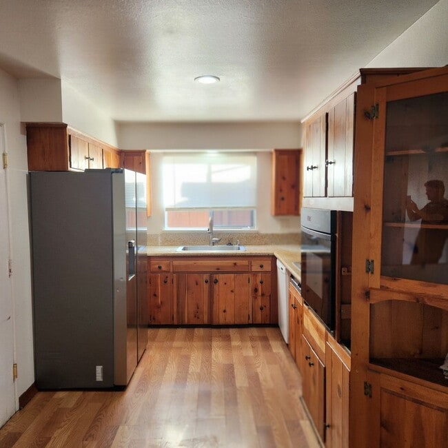 Building Photo - Allied Garden, Single Family Home, 3bedroom 2bath + garage