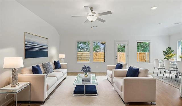 Building Photo - 710 Edgehurst Dr