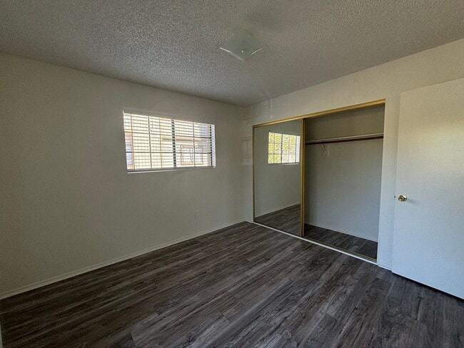 Building Photo - Orange Grove, 1232-1234