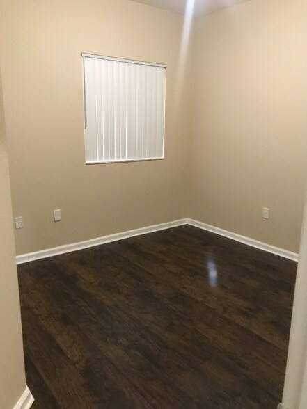 Building Photo - 3222 NW 31st Terrace