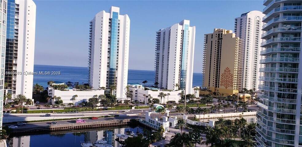 Building Photo - 200 Sunny Isles Blvd