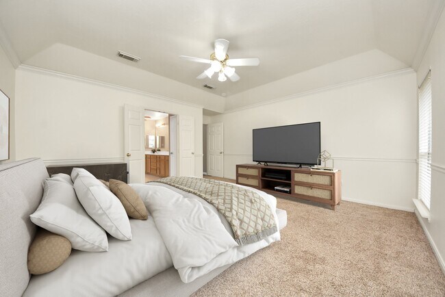 Building Photo - 1802 Whispering Forest Dr