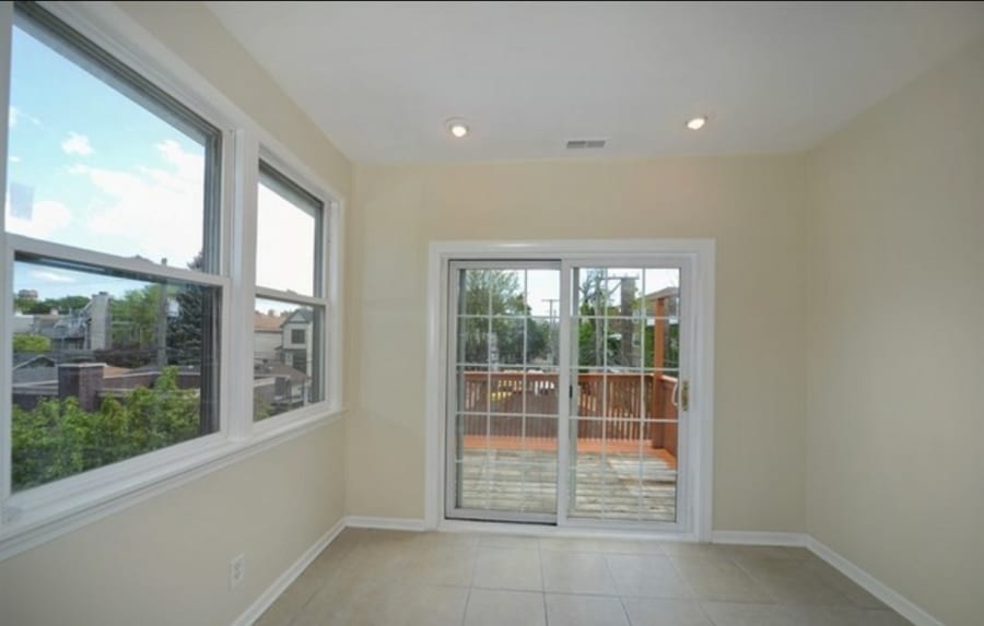 Building Photo - 1943 W Warner Ave