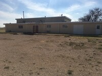 Building Photo - Livestock Auction converted to home 5 mile...