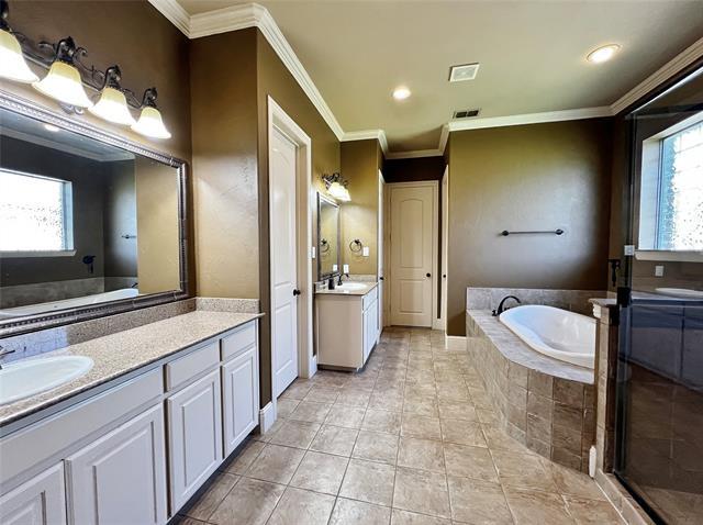 Building Photo - 423 San Gabriel Dr