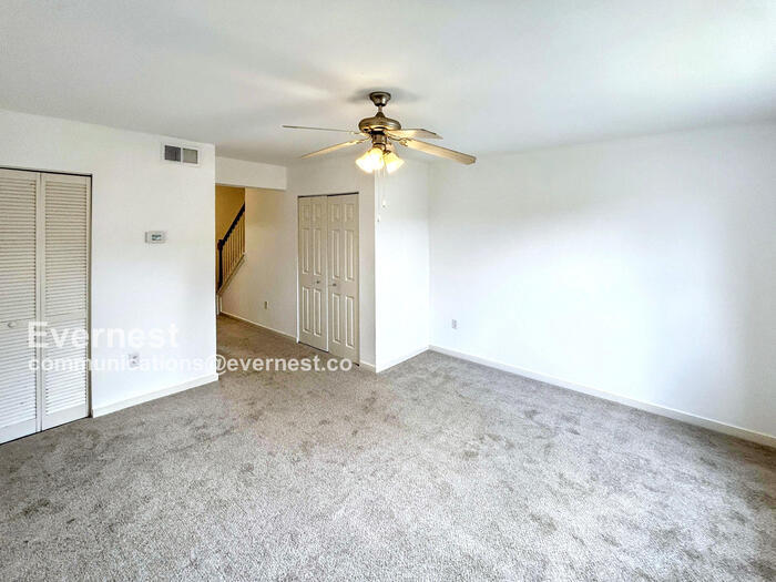 Building Photo - 3510 E Richmond Rd