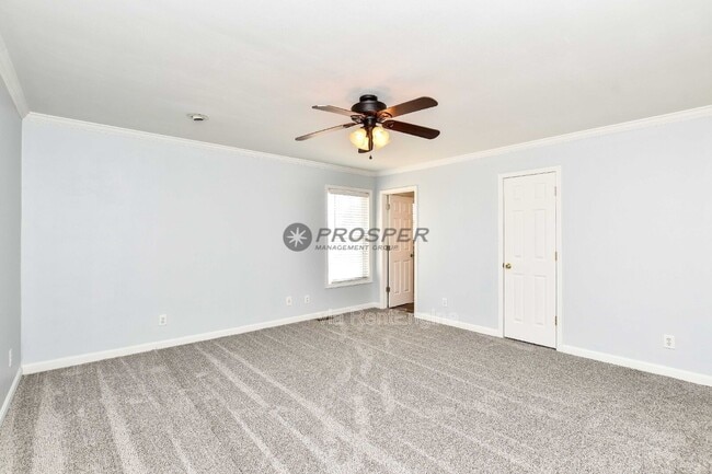 Building Photo - 1082 Hampton Rd