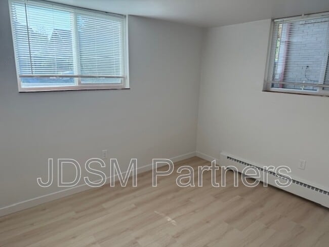 Building Photo - 1046 Harrison St