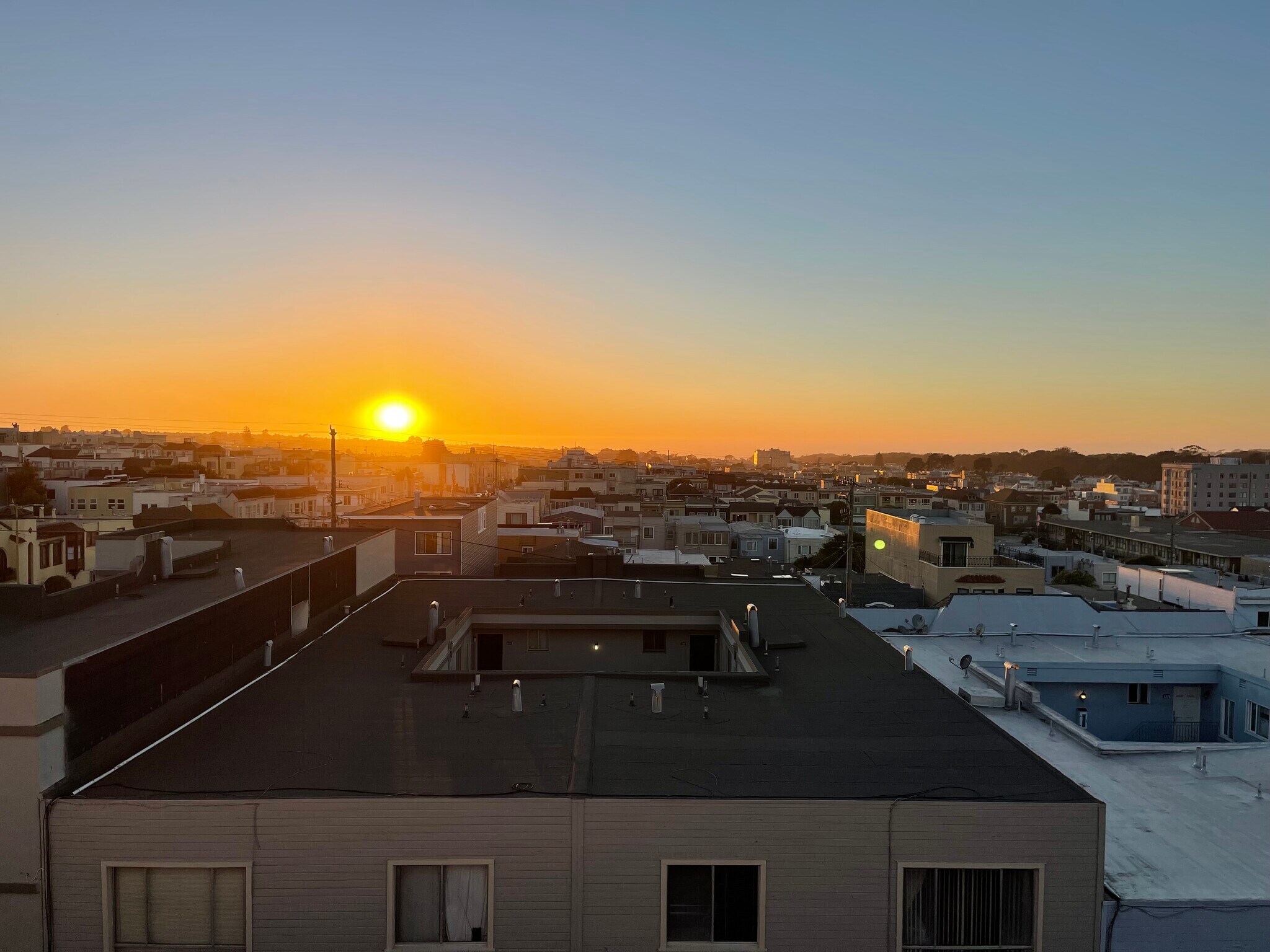 MASTER BEDROOM SUNSET - 1120 Judah St