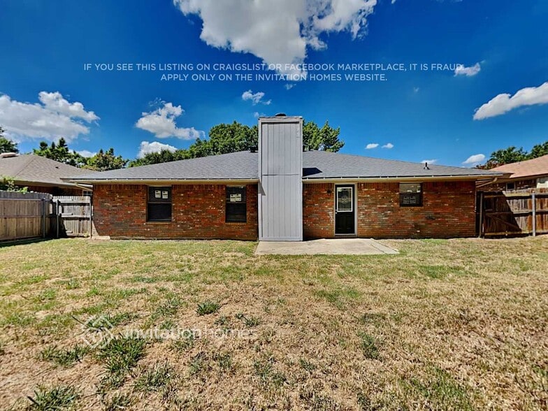 Building Photo - 2512 Bayberry Ln