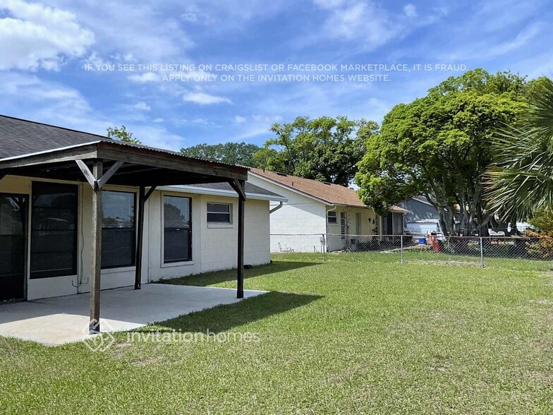 Building Photo - 2653 Dixie Ln