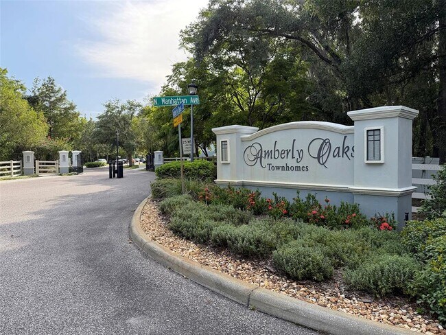 Building Photo - 4530 Amberly Oaks Ct