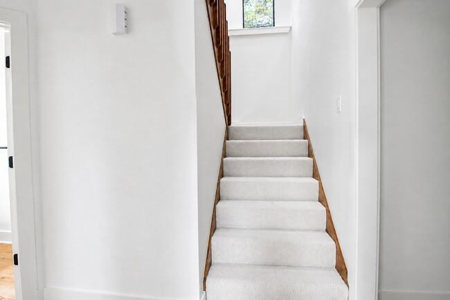 Building Photo - 15 Mallard Glen Pl