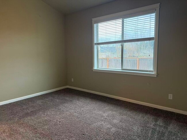 Building Photo - 3217 Gwen Ct SE