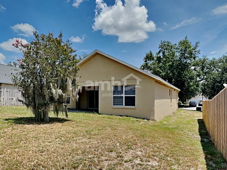 Building Photo - 30742 Pga Dr