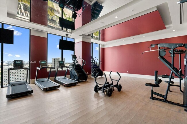 Building Photo - 11 NE 6th St