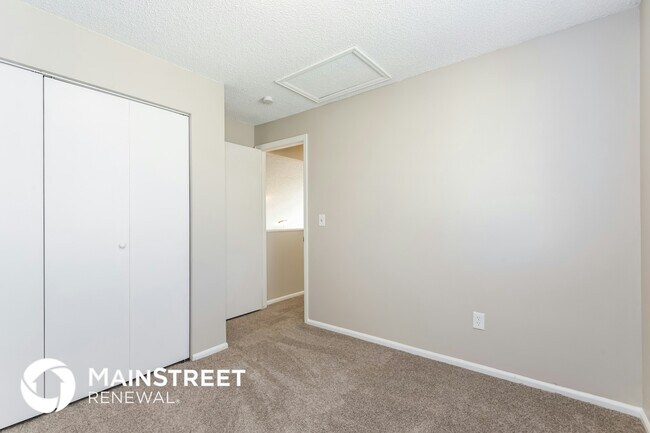 Building Photo - 5064 E 112th Ct