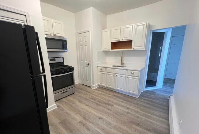 Building Photo - 207 Arlington Ave