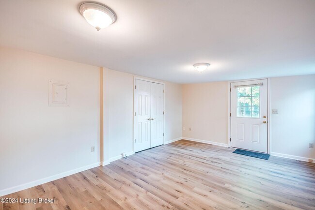 Building Photo - 1612 Ellwood Ave
