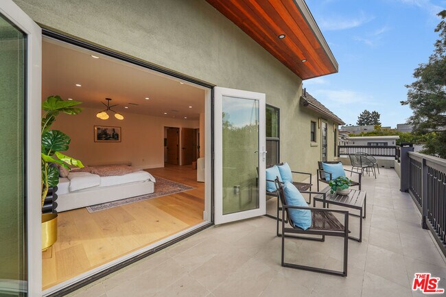 Building Photo - 665 McCadden Pl