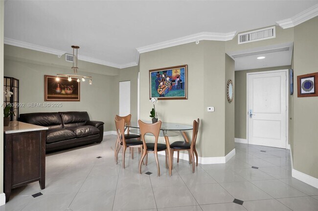 Building Photo - 4779 Collins Ave