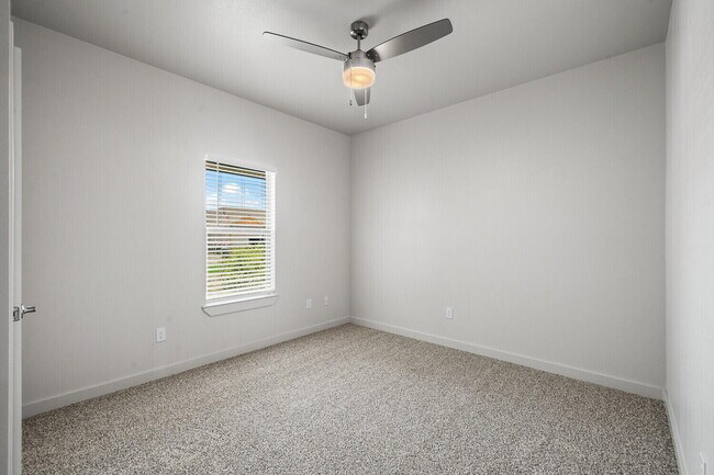 Building Photo - 4108 Trenton Ave