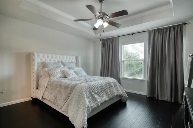 Building Photo - 10053 Aly May Dr