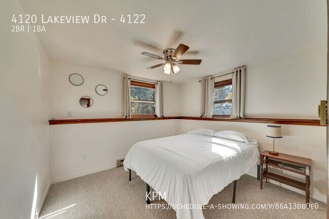 Building Photo - 4120 Lakeview Dr