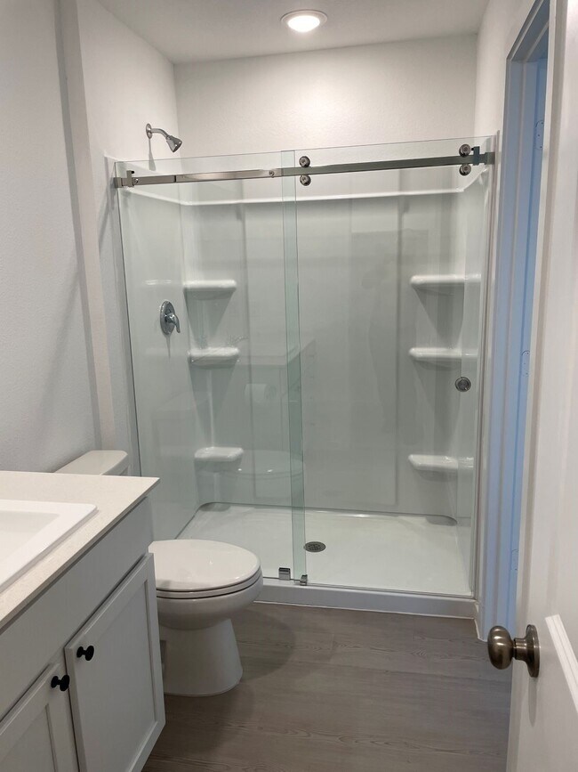 Building Photo - 3038 Mallorca Dr