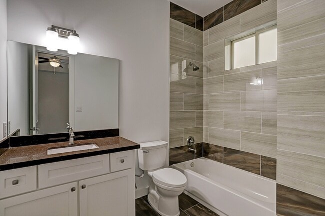 Building Photo - 1402 Eberhard St