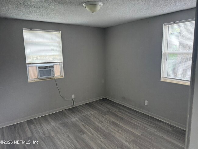 Building Photo - 5659 Ansley St