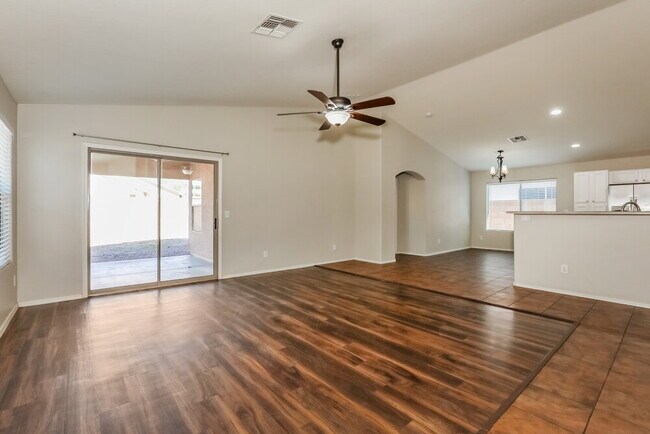 Building Photo - 484 W Gascon Rd